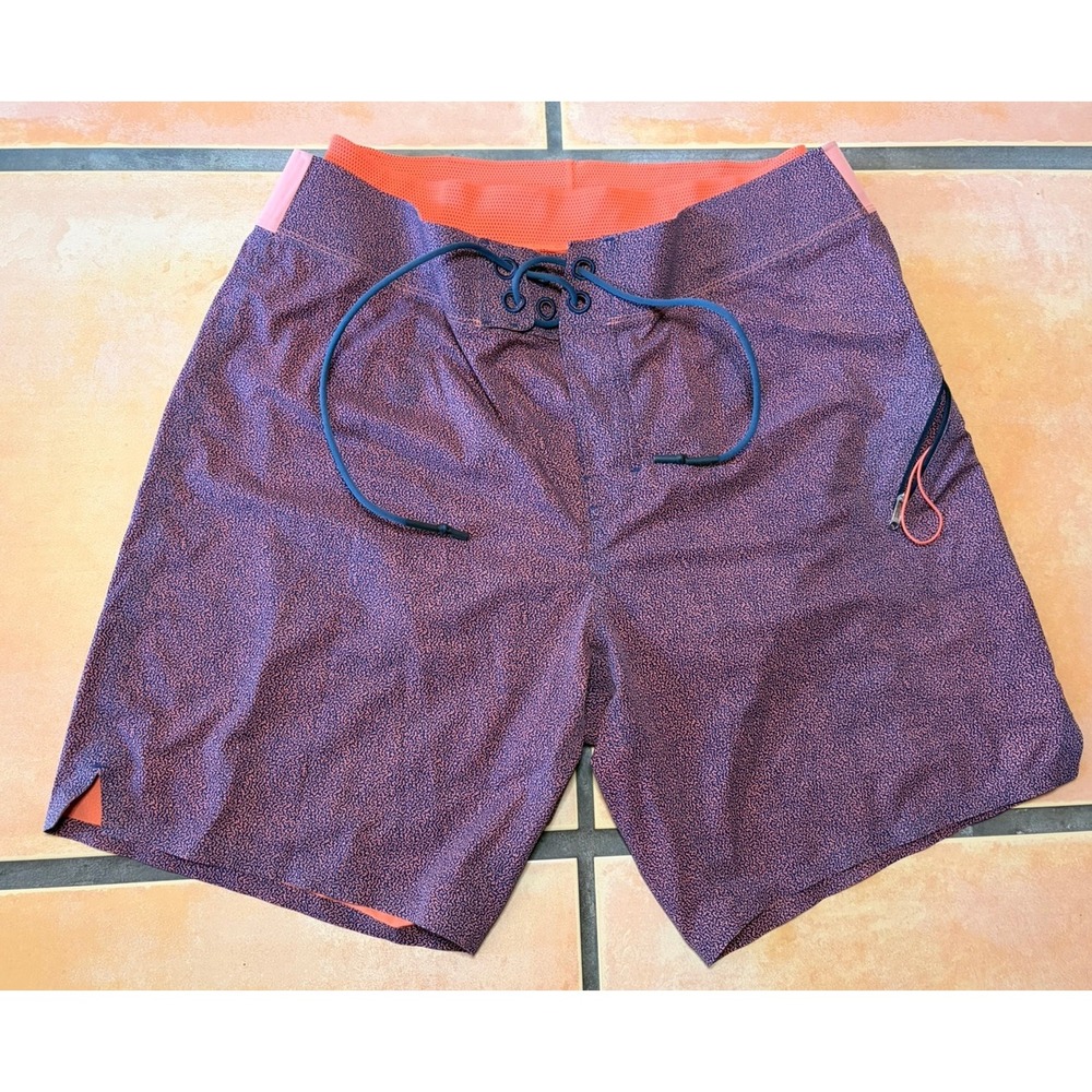 Lululemon Current State Hybrid Board Shorts Men Size 30 Red 8" Lined Swim Trunks